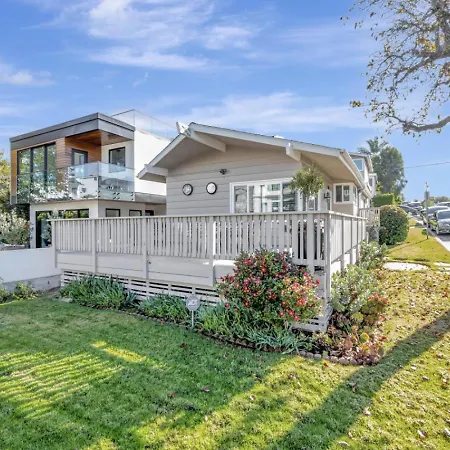 Heart Of Corona Del Mar 10 Minute Walk To Beach Steps To Downtown